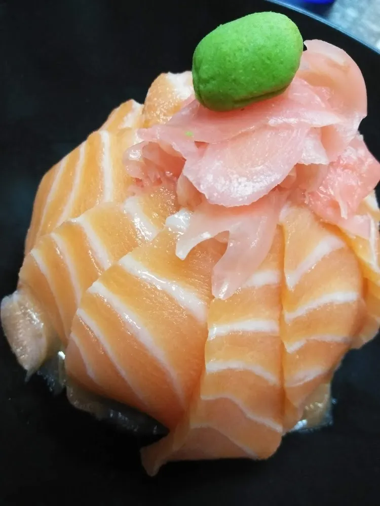 Salmon Topped Rice Bowl